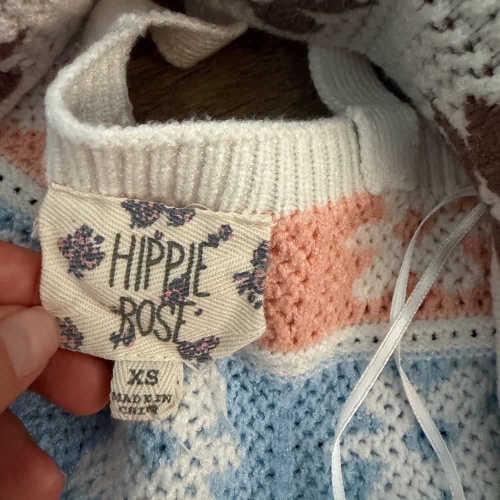 Hippie Rose Crocheted Tank - Picture 3 of 5